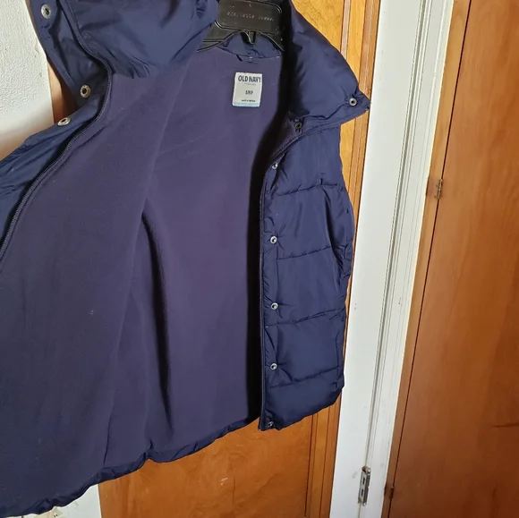 Old Navy Blue puffer vest - Picture 4 of 5